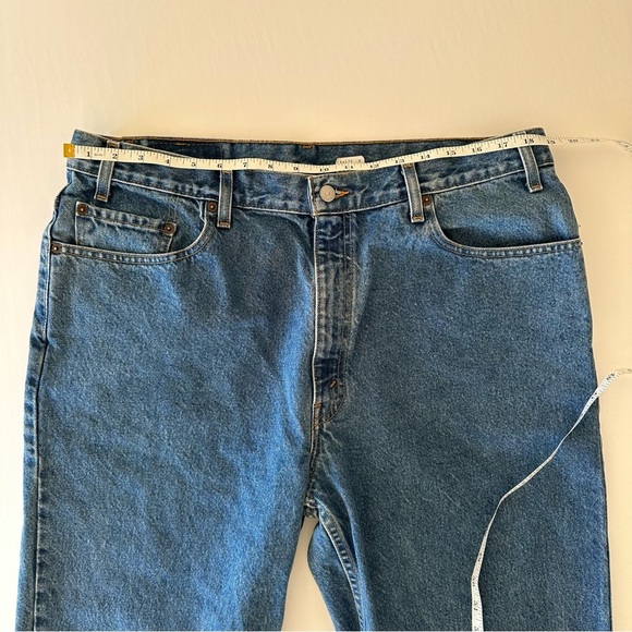 Vintage Levi’s Relaxed Straight Leg Jeans Men 38 Labeled 40 - Picture 8 of 13